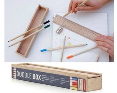 Színes ceruza készlet vonalzóval fadobozban